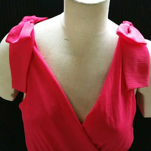 GB Giannini Bini Pink Bow Shoulder Romper - Picture 2 of 8